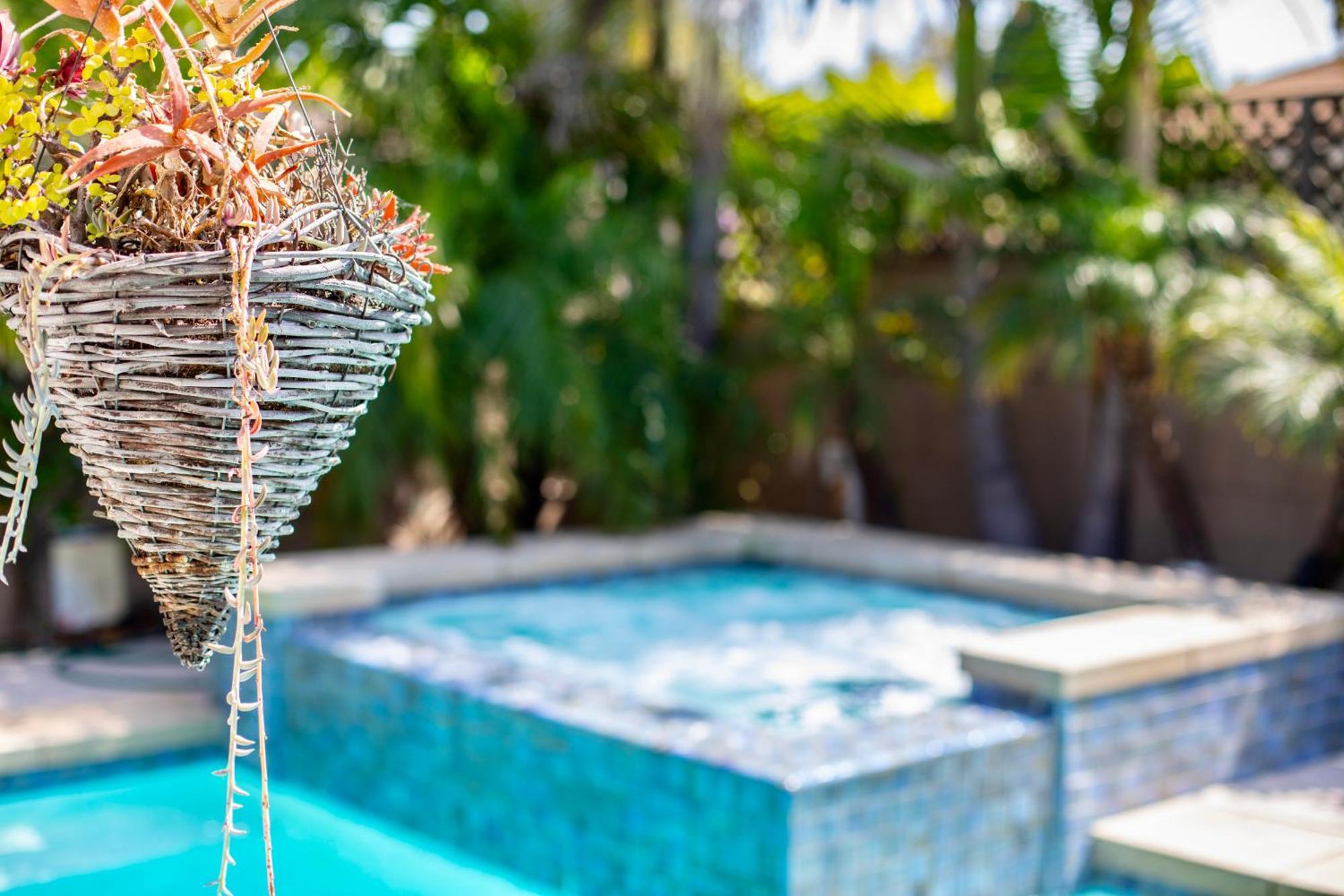 Oasis With Pool And Music Studio By Benvenu Los Angeles Exterior photo